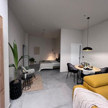 Nordik Apartment Valencia Luaran gambar