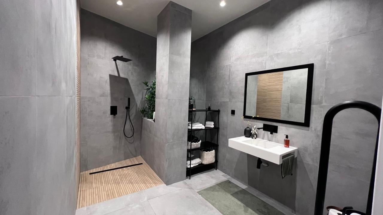 Nordik Apartment Valencia Luaran gambar