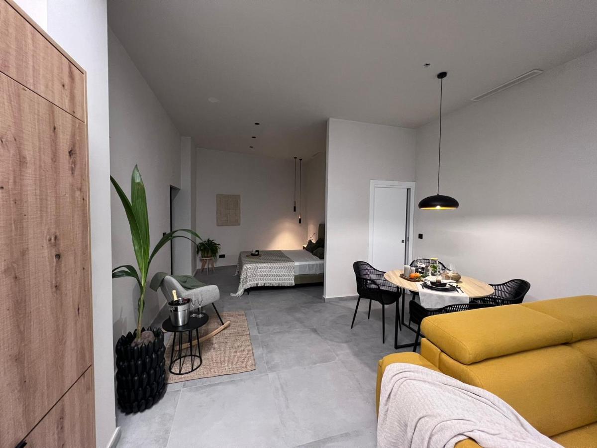 Nordik Apartment Valencia Luaran gambar